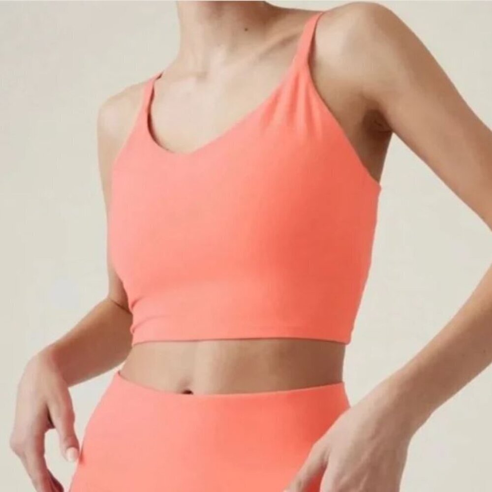 NWT Athleta Elation V-Neck Crop D-DD